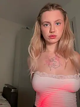 blondiedoll online show from July 2026 03:14:02 PM
