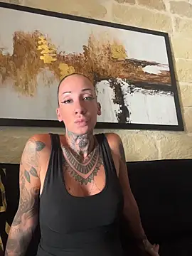 Snapshot of inked_up_jade chatting on June 2026 08:31:01 AM inked up jade online show from June 2026 08:31:01 AM