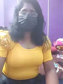 Snapshot of Zaara-Rose chatting on July 2026 07:12:01 AM Zaara-Rose online show from July 2026 07:12:01 AM