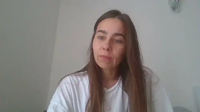 Vanelleda online show from June 2026 10:46:02 AM