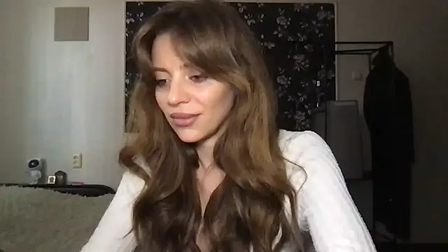 Solenne online show from June 2026 09:37:01 AM