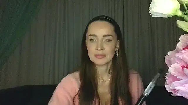 Zorelia online show from June 2026 09:09:01 PM