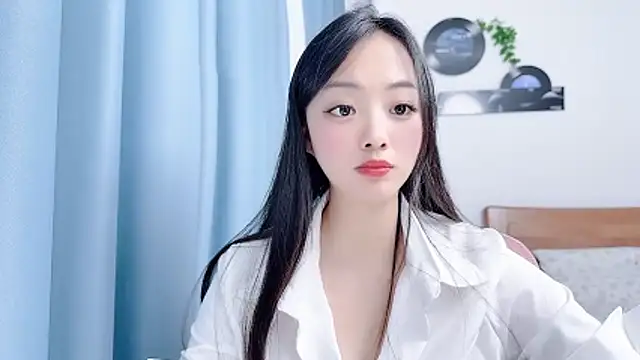 Snapshot of Winnie666999 chatting on June 2026 12:22:01 PM Winnie666999 online show from June 2026 12:22:01 PM