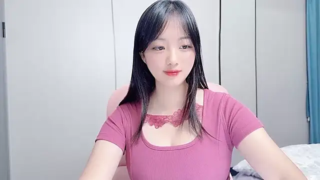 Snapshot of Winnie666999 chatting on July 2026 03:26:02 PM Winnie666999 online show from July 2026 03:26:02 PM