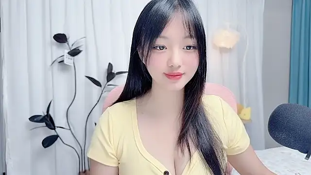 Snapshot of Winnie666999 chatting on July 2026 11:17:02 AM Winnie666999 online show from July 2026 11:17:02 AM