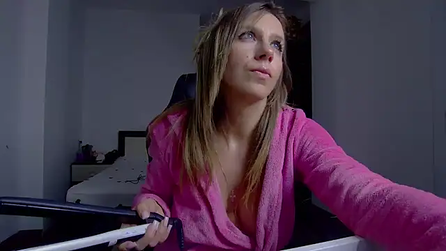 DedeSibel online show from April 2026 04:59:01 PM