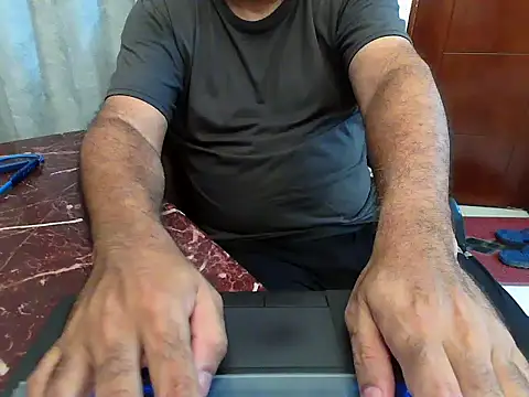 Snapshot of desipapaxx chatting on July 2026 05:30:01 PM desipapaxx online show from July 2026 05:30:01 PM