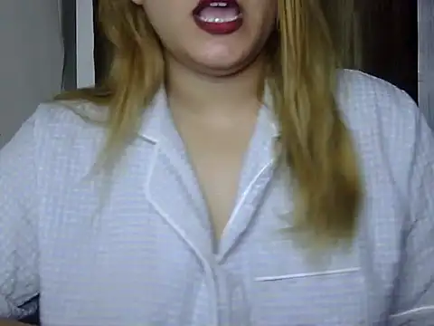Snapshot of Sexyy_Sana chatting on July 2026 03:25:01 PM Sexyy Sana online show from July 2026 03:25:01 PM