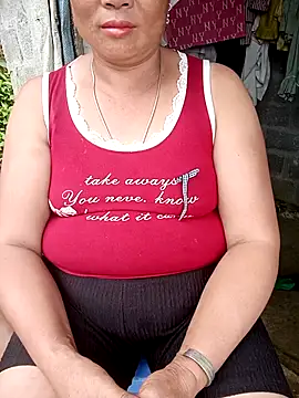 Snapshot of NyloveSquirt chatting on June 2026 06:51:02 AM NyloveSquirt online show from June 2026 06:51:02 AM