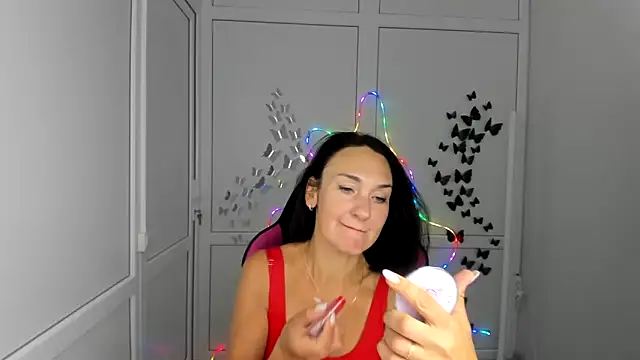 Snapshot of OliviaKateee chatting on June 2026 06:36:02 AM OliviaKateee online show from June 2026 06:36:02 AM