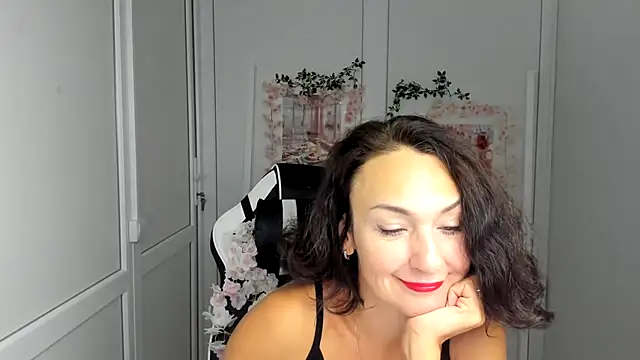 Snapshot of OliviaKateee chatting on August 2026 05:53:02 AM OliviaKateee online show from August 2026 05:53:02 AM