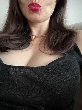 Lisse of striptease online show from July 2026 05:08:02 PM