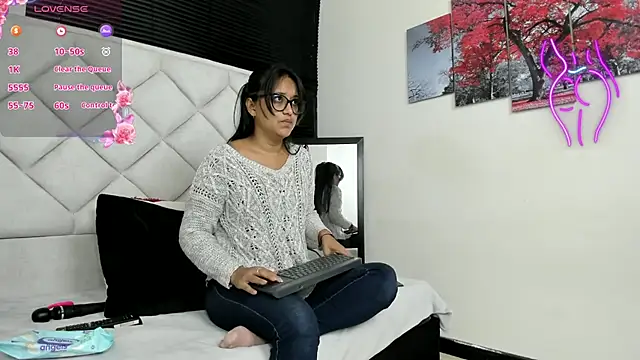 Snapshot of azul_moonn chatting on July 2026 04:15:01 AM azul moonn online show from July 2026 04:15:01 AM