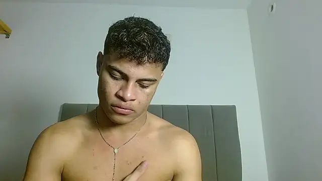 Snapshot of Jose_And_Daniel chatting on July 2026 07:25:01 AM Jose And Daniel online show from July 2026 07:25:01 AM