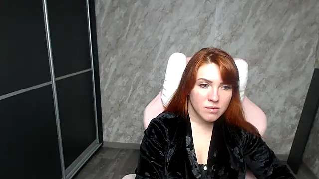 Reginasmilee online show from February 2026 08:51:01 AM