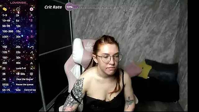 Reginasmilee online show from May 2026 01:44:02 AM