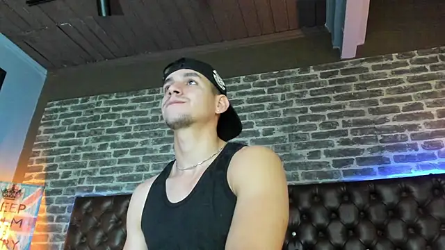 Snapshot of Jamexxx1_ chatting on July 2026 11:25:02 PM Jamexxx1 online show from July 2026 11:25:02 PM