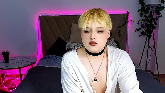 Snapshot of Princess_Diana2 chatting on June 2026 08:13:02 PM Princess Diana2 online show from June 2026 08:13:02 PM