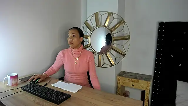 Snapshot of Charlot_Vixen chatting on July 2026 12:09:02 PM Charlot Vixen online show from July 2026 12:09:02 PM