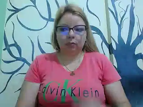 Lunay Hot online show from July 2026 11:26:01 AM