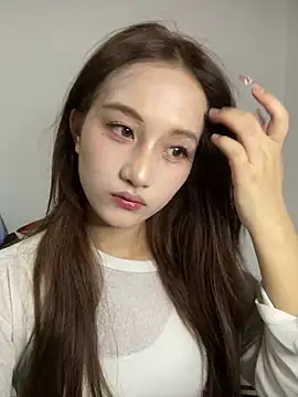Snapshot of June-Baby chatting on July 2026 12:33:01 PM June-Baby online show from July 2026 12:33:01 PM