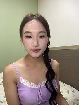 Snapshot of June-Baby chatting on July 2026 03:25:01 PM June-Baby online show from July 2026 03:25:01 PM