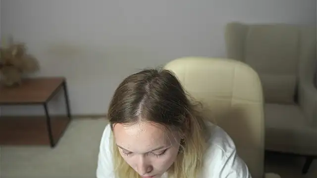 Snapshot of OraliaRokusek chatting on July 2026 01:41:02 PM OraliaRokusek online show from July 2026 01:41:02 PM