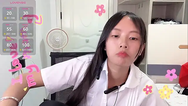 xiaolei-999 online show from June 2026 01:39:02 PM