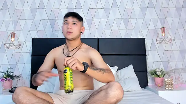 MarkLaurens online show from June 2026 12:39:01 PM