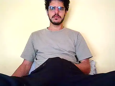 Snapshot of Hectorssuarez chatting on July 2026 02:52:01 PM Hectorssuarez online show from July 2026 02:52:01 PM