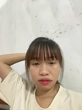 Snapshot of Nhii_Cum chatting on June 2026 10:26:01 AM Nhii Cum online show from June 2026 10:26:01 AM
