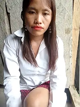 Snapshot of linh-xinh2026 chatting on June 2026 02:51:02 AM linh-xinh2026 online show from June 2026 02:51:02 AM