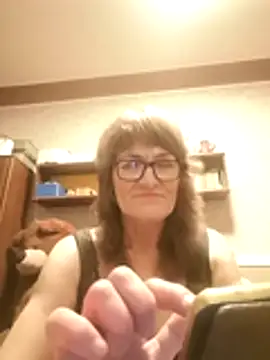 Manulenok online show from July 2026 06:58:02 PM