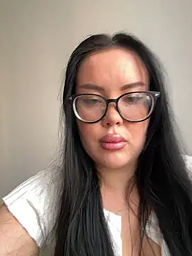 Peach-Doll online show from July 2026 06:37:02 AM