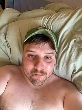 Snapshot of jaybee861 chatting on July 2026 01:28:01 PM jaybee861 online show from July 2026 01:28:01 PM