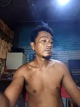 maxwel20 online show from July 2026 06:32:01 PM