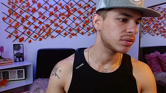  Juan023  online show from July 2026 04:04:01 AM