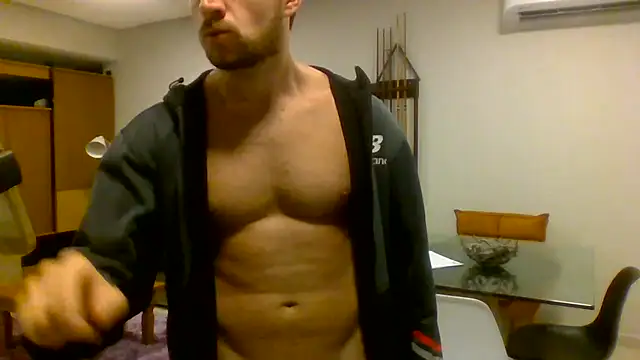 Snapshot of Mrgray28 chatting on July 2026 08:35:01 PM Mrgray28 online show from July 2026 08:35:01 PM