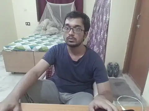 Snapshot of decent_person_001 chatting on July 2026 04:02:01 PM decent person 001 online show from July 2026 04:02:01 PM