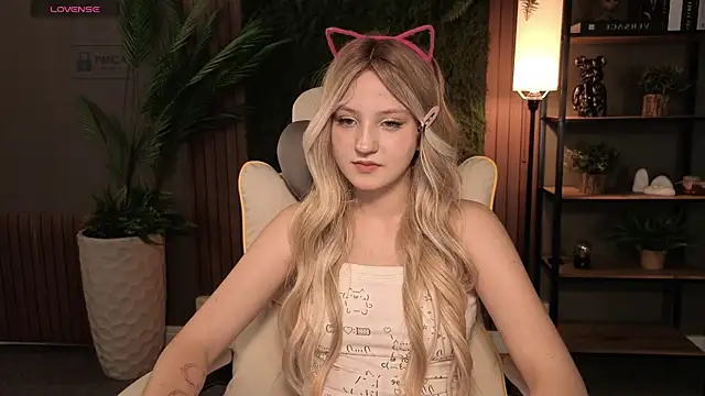 Aliselle online show from July 2026 03:25:01 PM
