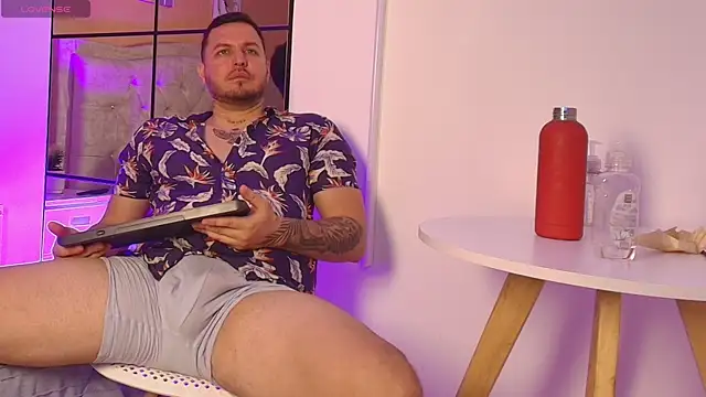 Jaxen Steel online show from July 2026 03:03:02 PM