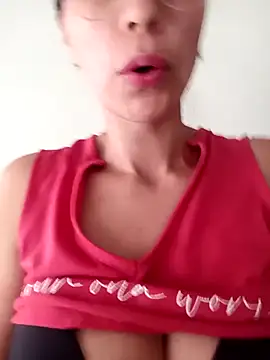 Snapshot of roxy_soe chatting on July 2026 04:00:02 PM roxy soe online show from July 2026 04:00:02 PM