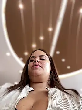 AliceStarshine online show from February 2025 08:33:02 PM