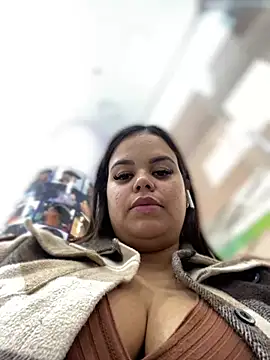 AliceStarshine online show from February 2025 08:05:02 PM