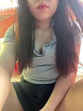 ly-laxxx online show from July 2026 05:10:02 AM