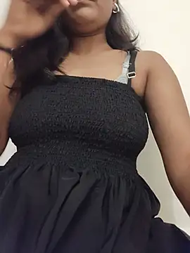 Sexyneera online show from July 2026 05:43:02 PM