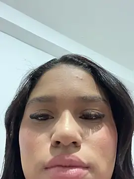 Snapshot of Eimy_M chatting on July 2026 08:14:01 PM Eimy M online show from July 2026 08:14:01 PM