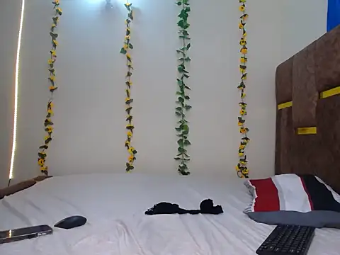 Sexy Taliaa online show from July 2026 09:30:02 PM