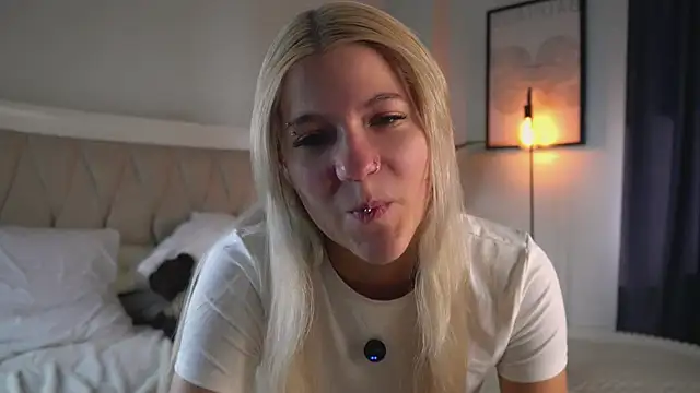 Snapshot of CammyYoula chatting on July 2026 01:30:01 AM CammyYoula online show from July 2026 01:30:01 AM