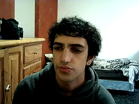 SirFedee online show from July 2026 04:42:02 PM
